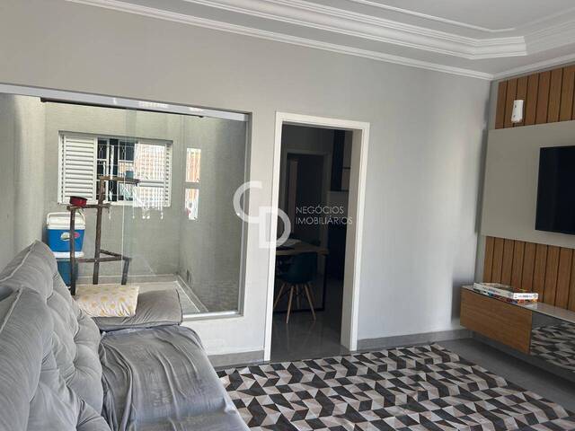 #413 - Casa para Venda em Indaiatuba - SP - 2